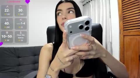 Snapshot of merysummer chatting on 11.28.25 Mery Summer online show from 11.28.25