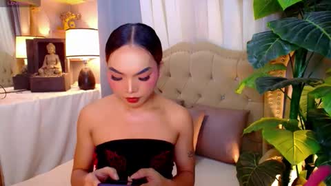 myka online show from 10.17.25