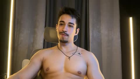 mettew22cm online show from 10.18.25