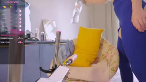 Stella online show from 09.10.25