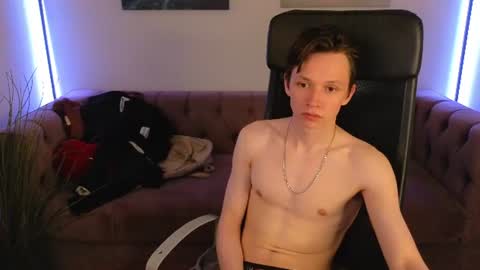 MEVERIK OUSHEN online show from 06.11.26