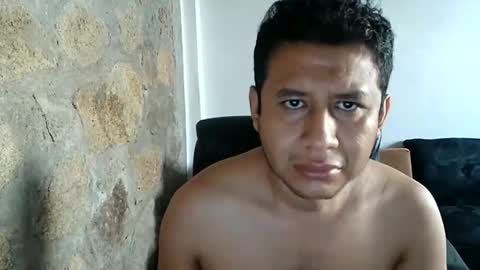 Snapshot of mexatre chatting on 12.14.25 mexatre online show from 12.14.25