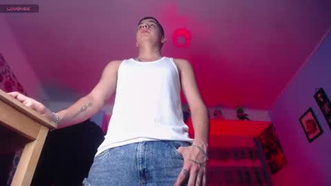 Snapshot of mexican_cum chatting on 06.14.26 Jhon online show from 06.14.26
