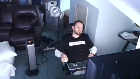 LockedOutNaked online show from 01.15.26