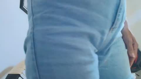 Snapshot of mhulattahot_ chatting on 03.03.26 Mulata Spencer online show from 03.03.26