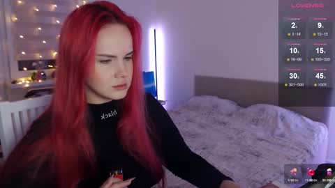 Snapshot of mi_cherry chatting on 12.30.24 Alice online show from 12.30.24