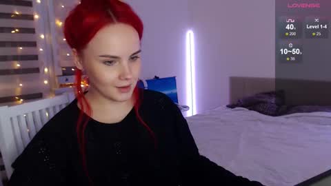 Snapshot of mi_cherry chatting on 01.24.25 Alice online show from 01.24.25