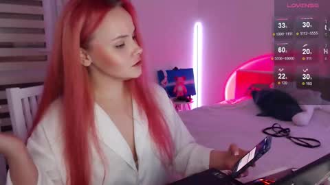 Snapshot of mi_cherry chatting on 03.03.25 Alice online show from 03.03.25