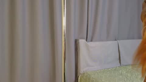 Snapshot of mi_dulcee chatting on 02.21.26 mi_dulcee online show from 02.21.26