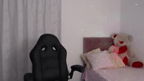 miaa  online show from 02.21.25