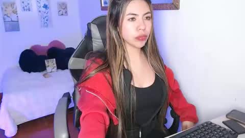 mia__888 online show from 01.19.26