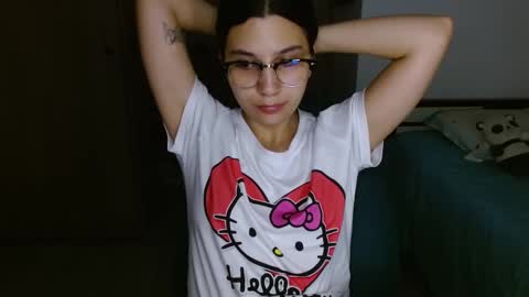 Snapshot of mia__lopez_ chatting on 02.28.26 Mia online show from 02.28.26