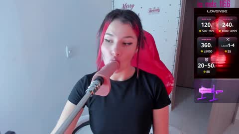 Mia adams  online show from 12.17.24