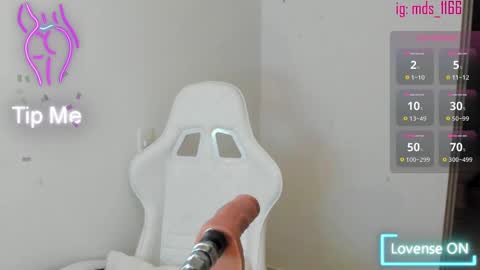 Mia adams  online show from 02.28.25