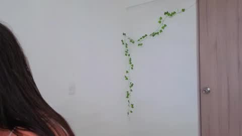 Mia adams  online show from 11.22.25