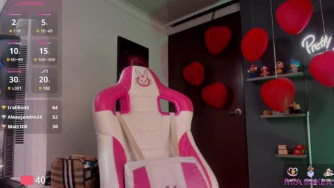 Snapshot of mia_baker_1 chatting on 02.06.25 Mia Baker online show from 02.06.25