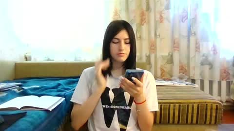 Snapshot of mia_beauti_live chatting on 06.03.26 mia_beauti_live online show from 06.03.26
