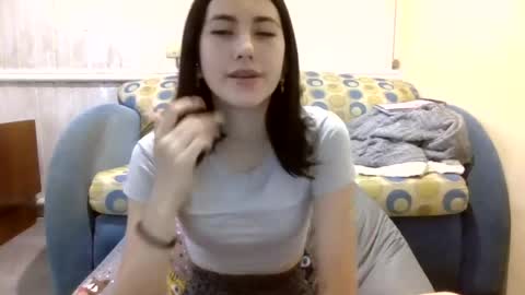 Snapshot of mia_beauti_live chatting on 07.13.26 mia_beauti_live online show from 07.13.26