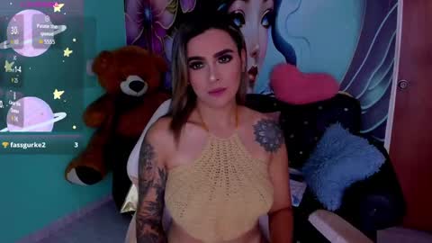 Snapshot of mia_bigtits_17 chatting on 04.19.26 Mia online show from 04.19.26