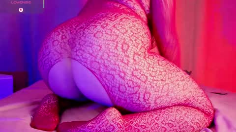   online show from 09.20.25