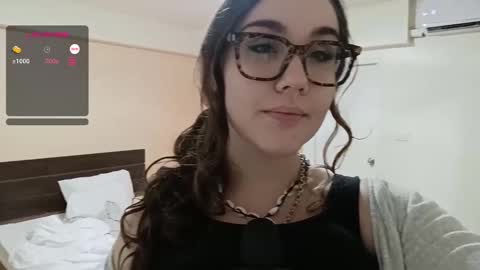 Snapshot of mia_boone chatting on 03.09.25 mia_boone online show from 03.09.25