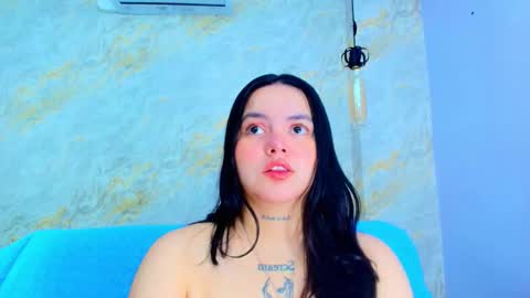 Mia  online show from 01.11.26