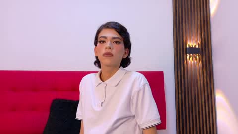 Snapshot of mia_collins_7 chatting on 05.02.26 online show from 05.02.26