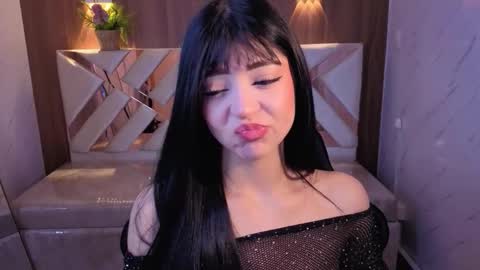 mia_collins_b online show from 12.14.25