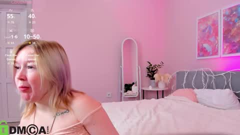 Mia online show from 10.03.25