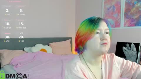 Mia online show from 11.26.25