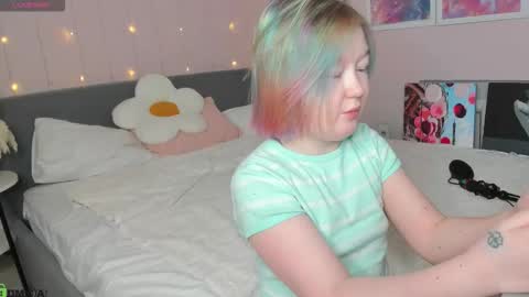 Snapshot of mia_ferd chatting on 02.03.26 Mia online show from 02.03.26