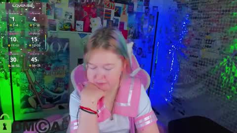 Snapshot of mia_ferd chatting on 02.05.26 Mia online show from 02.05.26