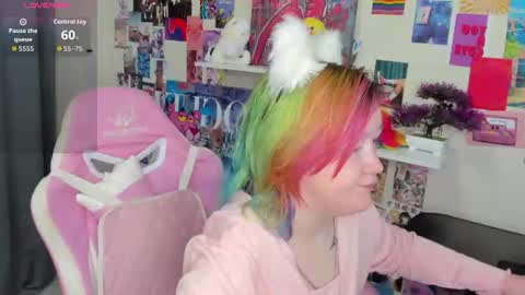 Snapshot of mia_ferd chatting on 07.08.26 Mia online show from 07.08.26