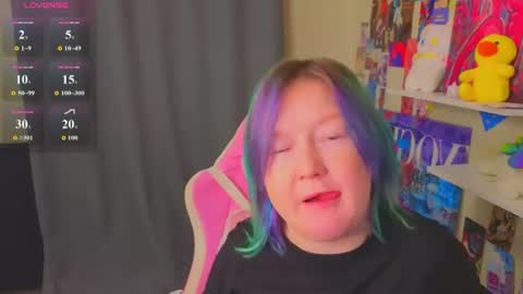 Snapshot of mia_ferd chatting on 07.19.26 Mia online show from 07.19.26