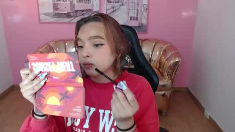 Mia online show from 10.16.25