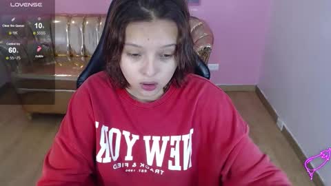 Mia online show from 11.26.25