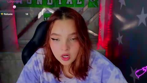 Snapshot of mia_foster_t chatting on 07.11.26 Mia online show from 07.11.26