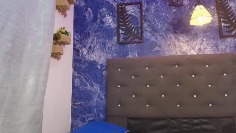 Snapshot of mia_fowler7 chatting on 11.29.25 MIA online show from 11.29.25