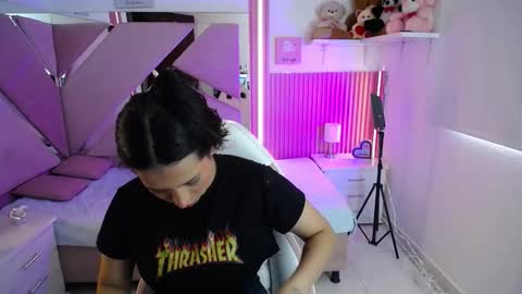 mia_garcia28 online show from 09.19.25