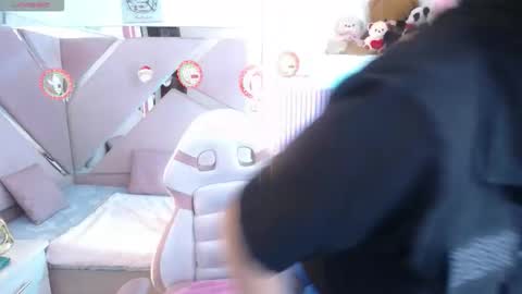 mia_garcia28 online show from 12.04.25