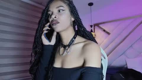 Mia online show from 03.06.26