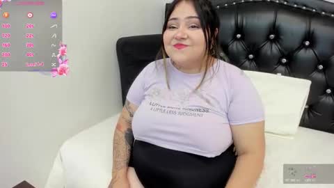 Snapshot of mia_ginger_bbw chatting on 04.16.26 mia online show from 04.16.26