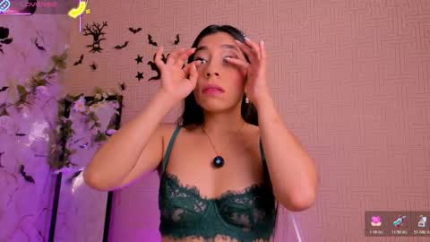 Mia online show from 10.19.25