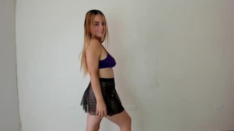 Mia online show from 01.16.25