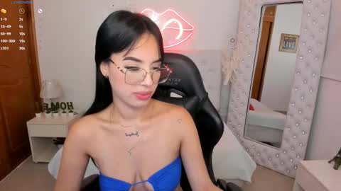    online show from 01.11.25