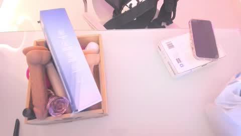    online show from 12.05.25