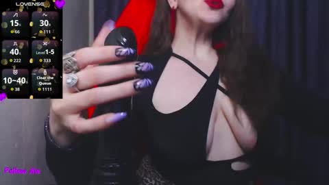 Snapshot of mia_joy8 chatting on 10.05.25 MiaJoy online show from 10.05.25