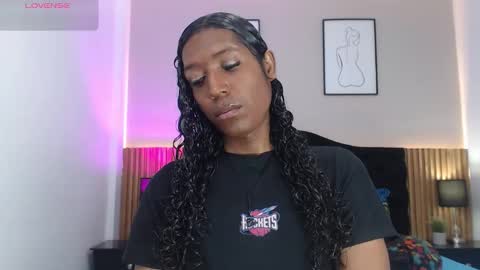 Mia online show from 02.13.26