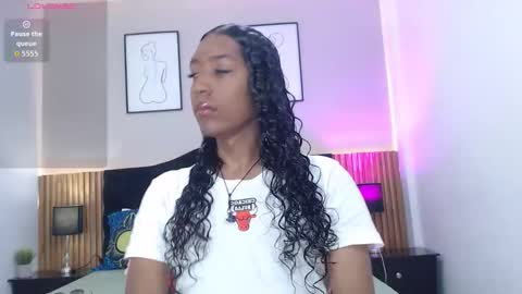 Mia online show from 02.16.26