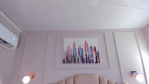 Mia online show from 03.12.26